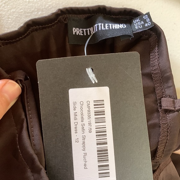 Chocolate satin strappy ruched side middle dress. -8 - Picture 6 of 6